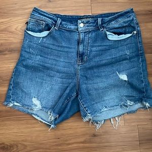 Judy Blue slightly distressed jean shorts.